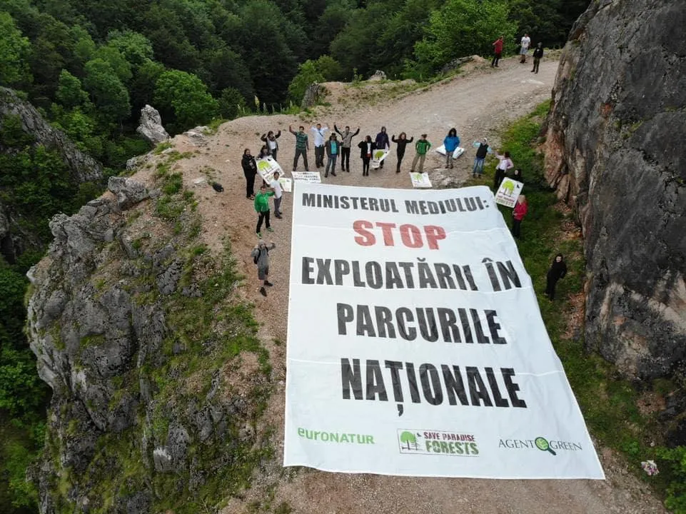 Protest Agent Green — Stop exploatării în parcurile naționale