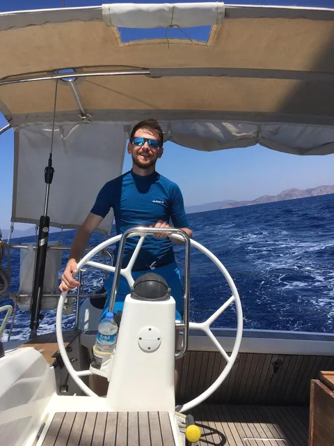 Claudiu, cameraman Agent Green