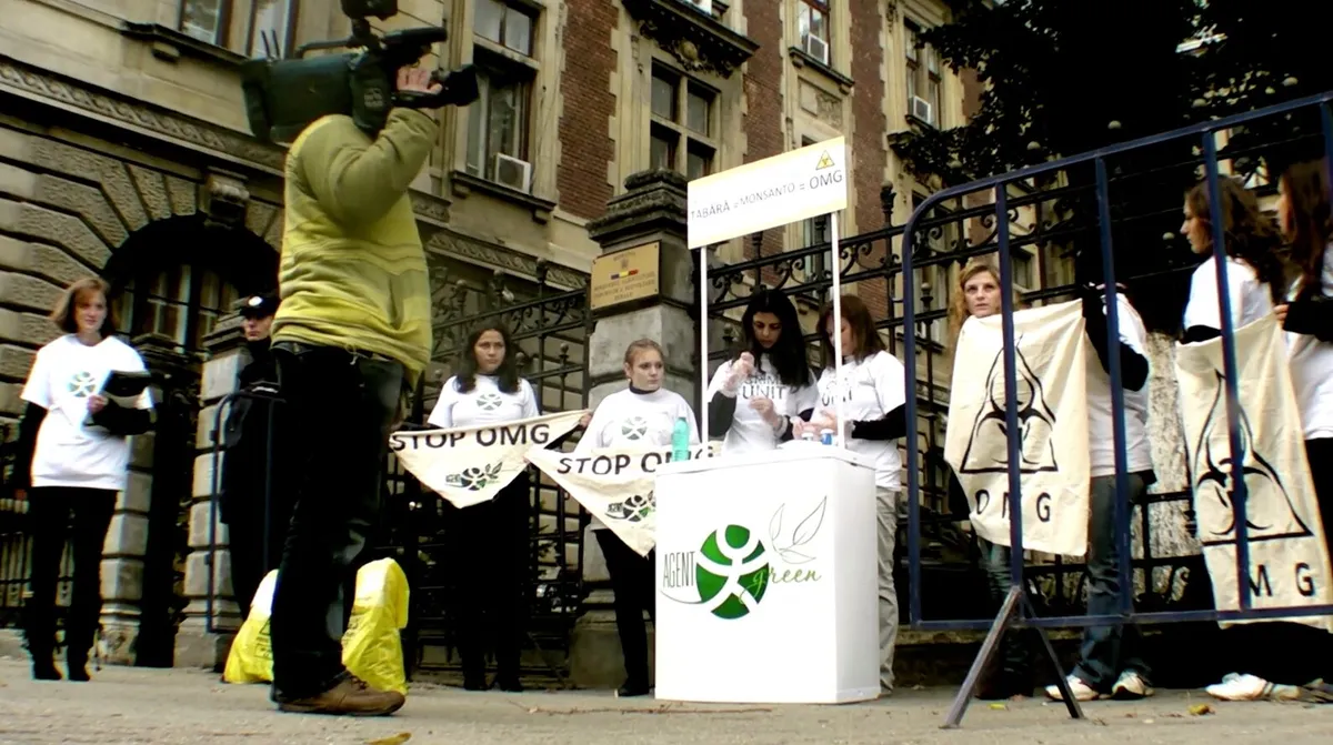 UTurn trailer – (organisme modificate genetic)